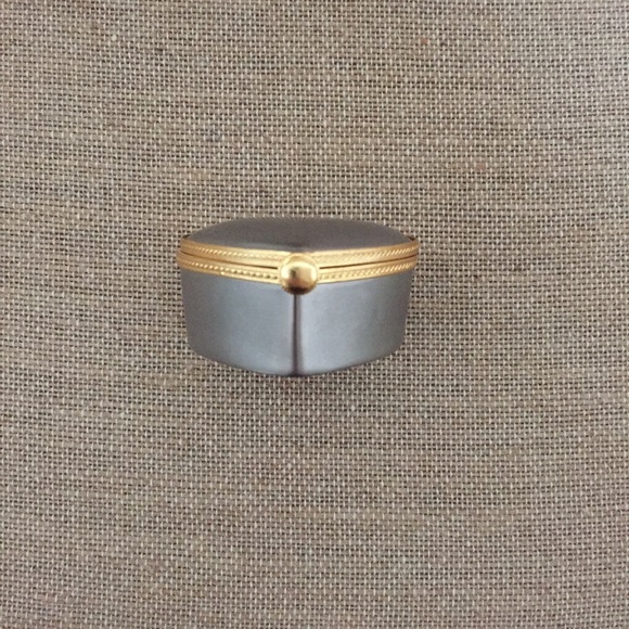 Tiffany & Co. Heart Limoges France Trinket Box - Picture 3 of 7